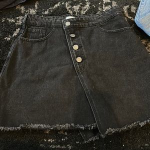 Superdown Asymmetrical Skirt Size L